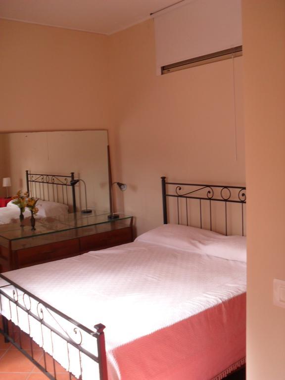 Casalello Villa คาตาเนีย ภายนอก รูปภาพ